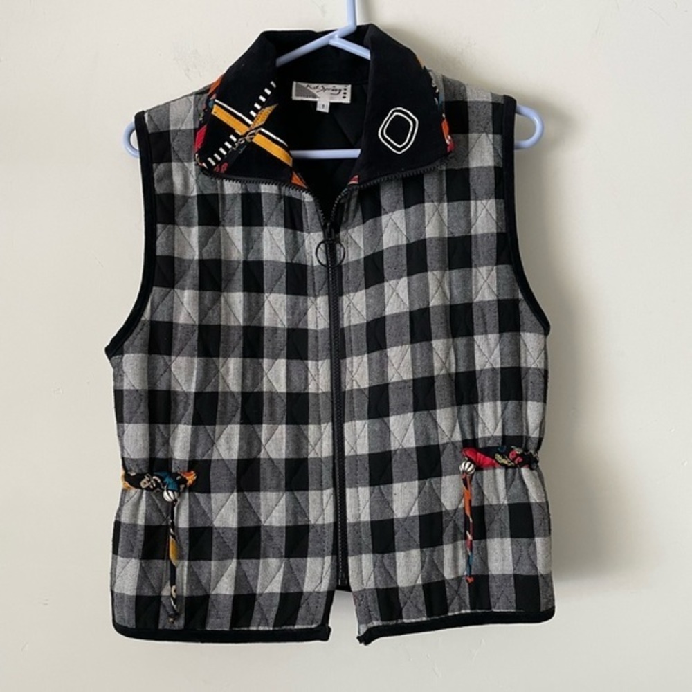 K.d.Spring vest jacket with zipper in front size 1. Unique design